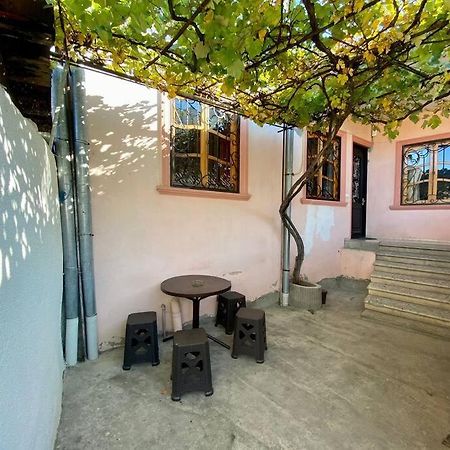 Уютный Дом В Старом Тбилиси. Villa Exterior photo